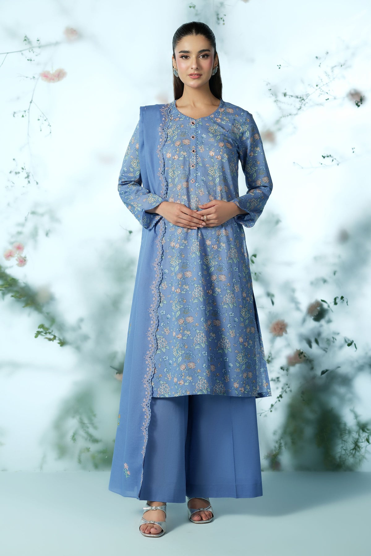 LAWN | EMBROIDERED