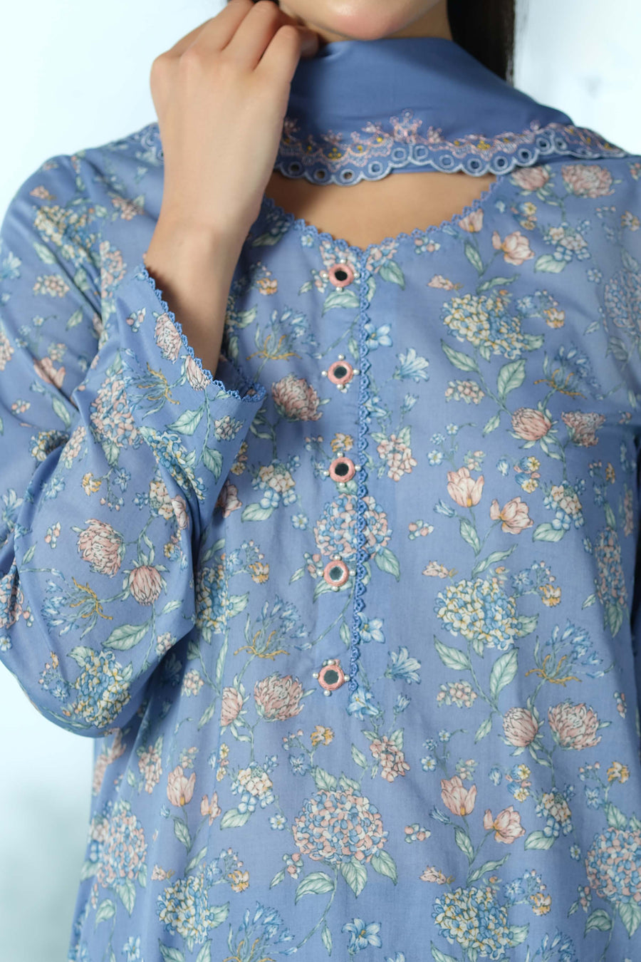 LAWN | EMBROIDERED - Pehnaawaa