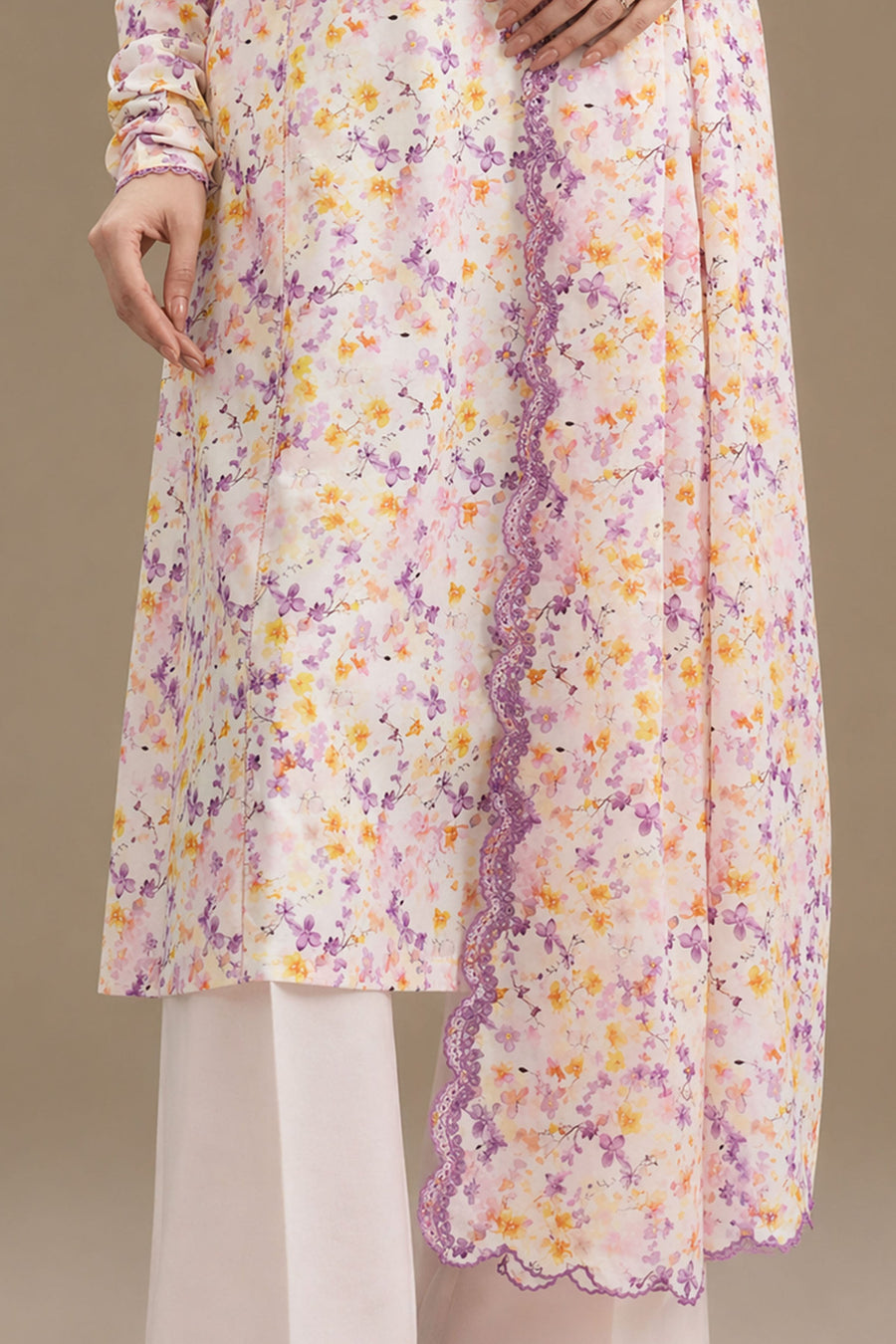 LAWN | EMBROIDERED - Pehnaawaa