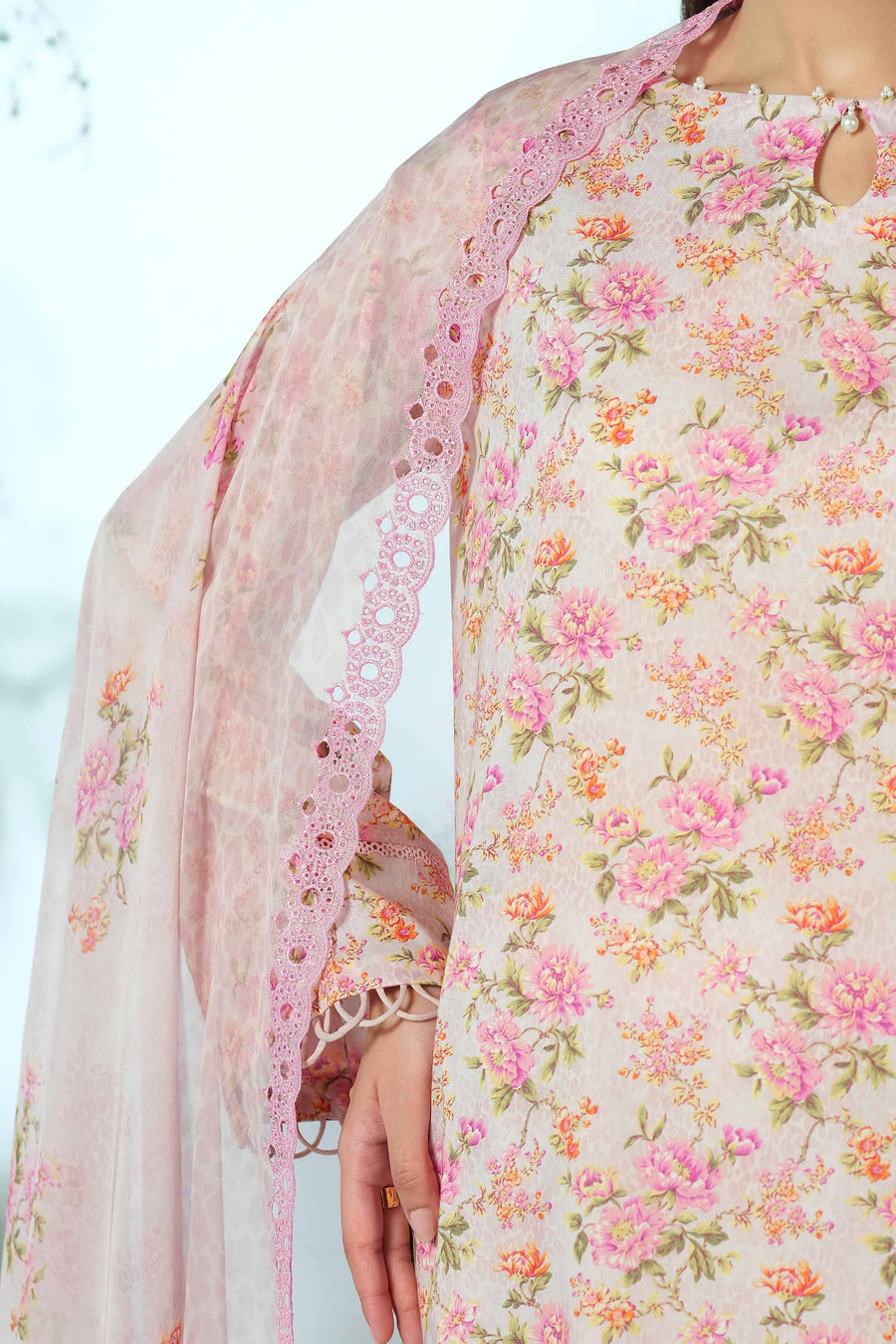 LAWN | EMBROIDERED - Pehnaawaa
