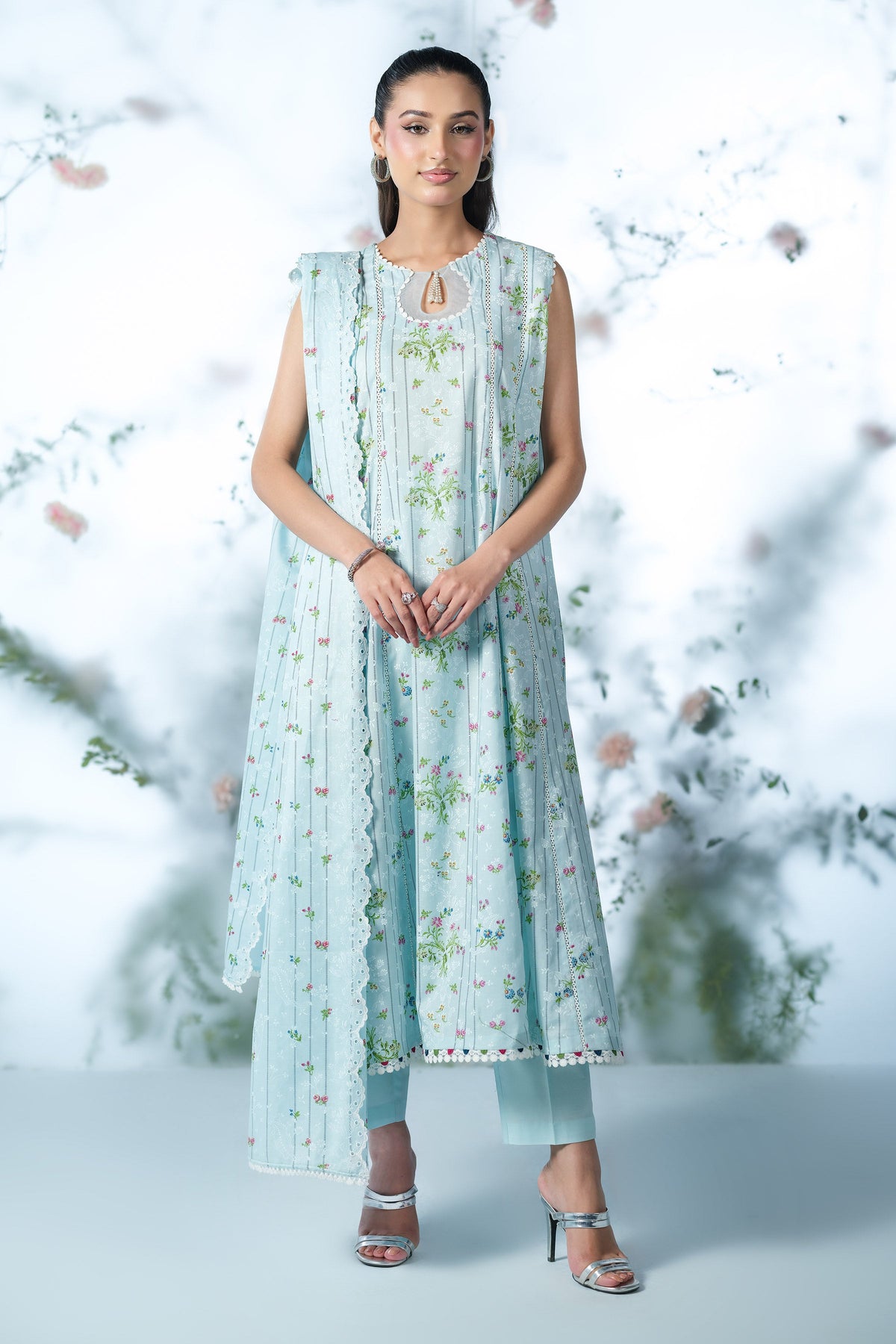 LAWN | EMBROIDERED
