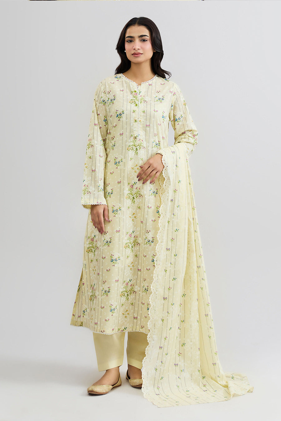 LAWN | EMBROIDERED - Pehnaawaa