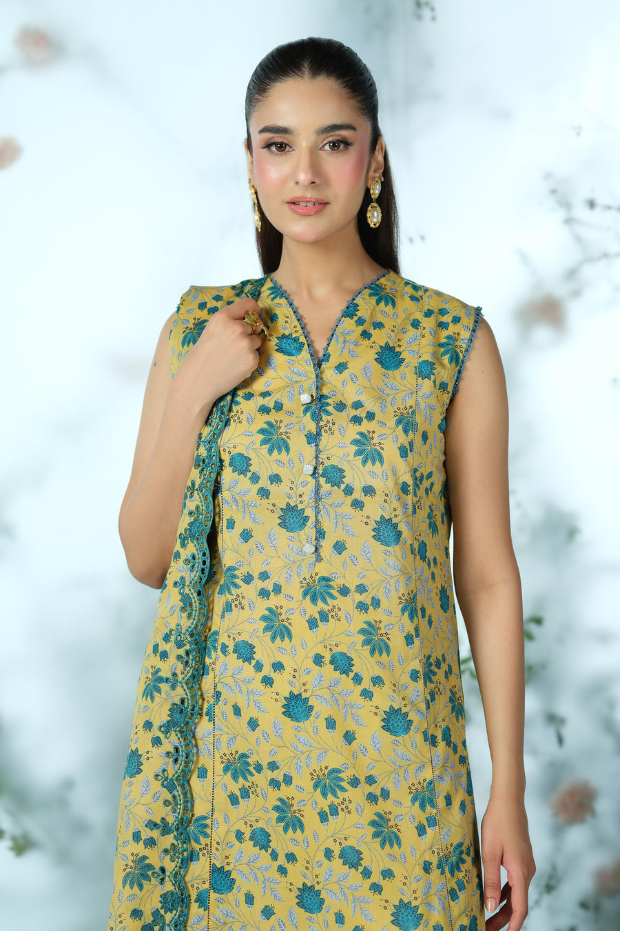LAWN | EMBROIDERED - Pehnaawaa