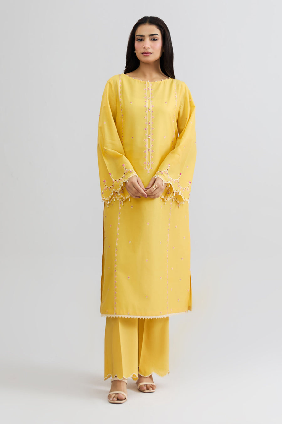 LAWN | EMBROIDERED - Pehnaawaa