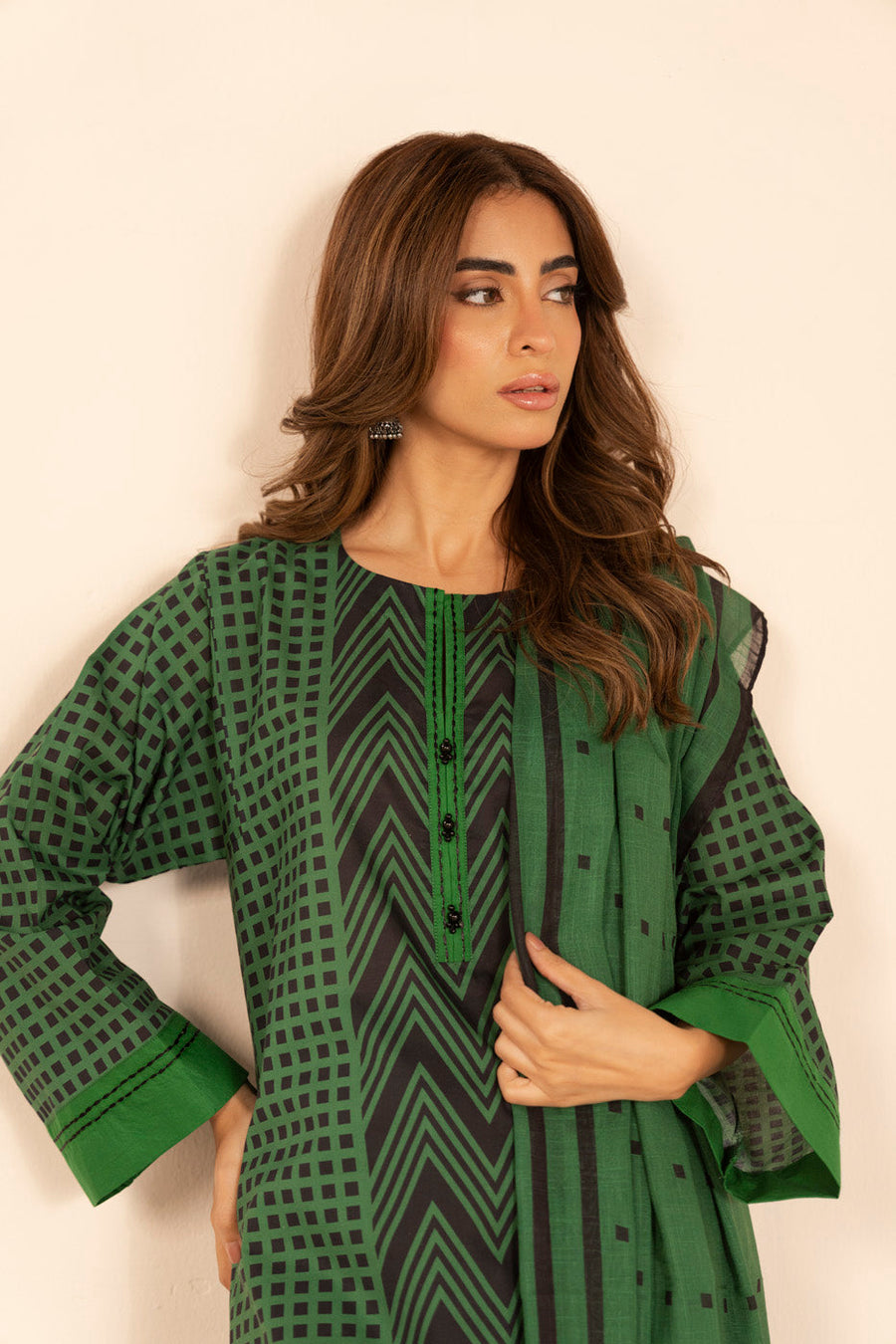 Elegant Khaddar Printed Shirt Classic - Pehnaawaa