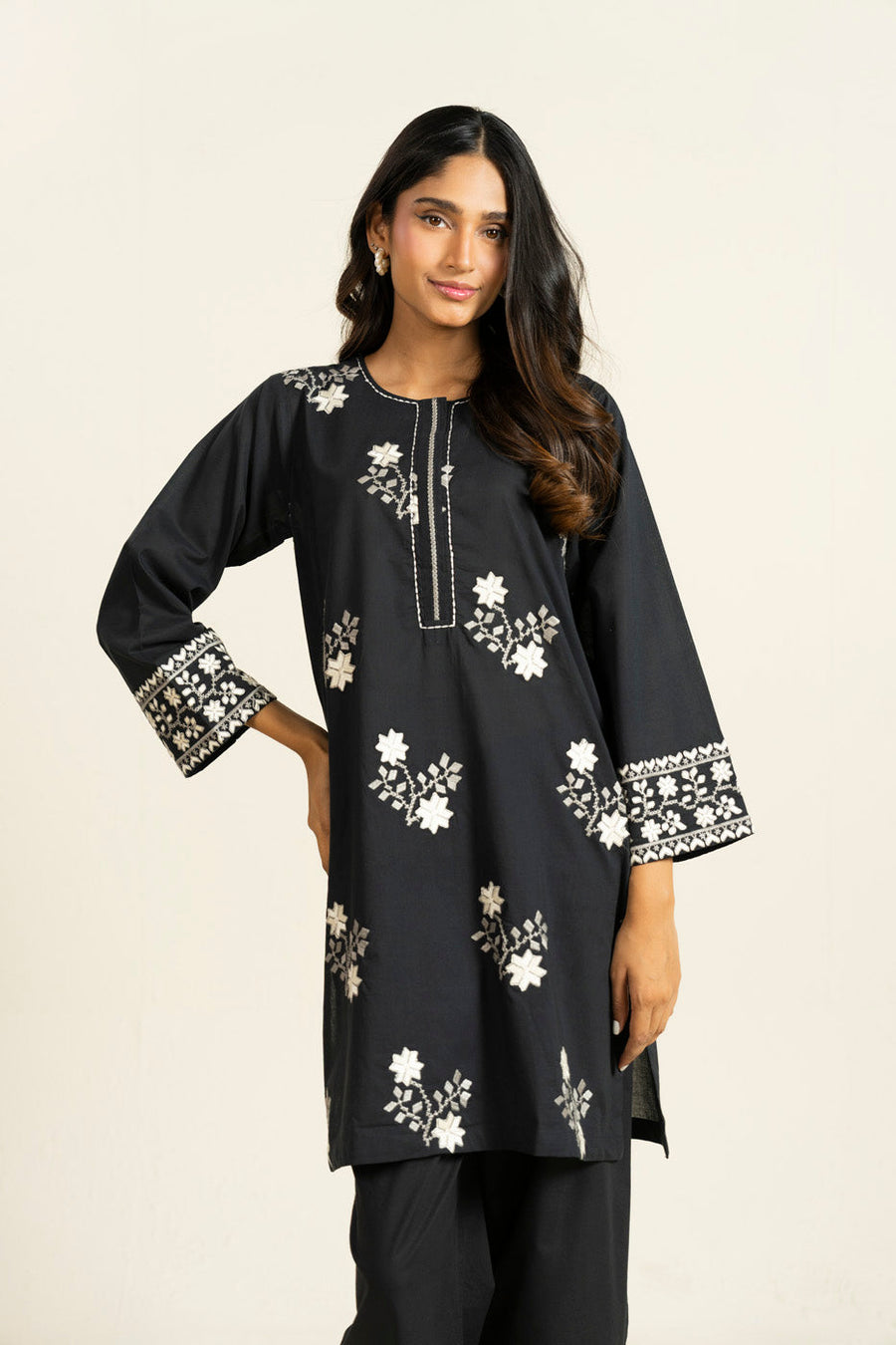 Midnight Cambric 2-Piece Suit | Floral Resham Embroidery