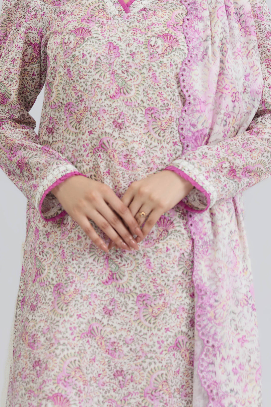 LAWN | EMBROIDERED - Pehnaawaa