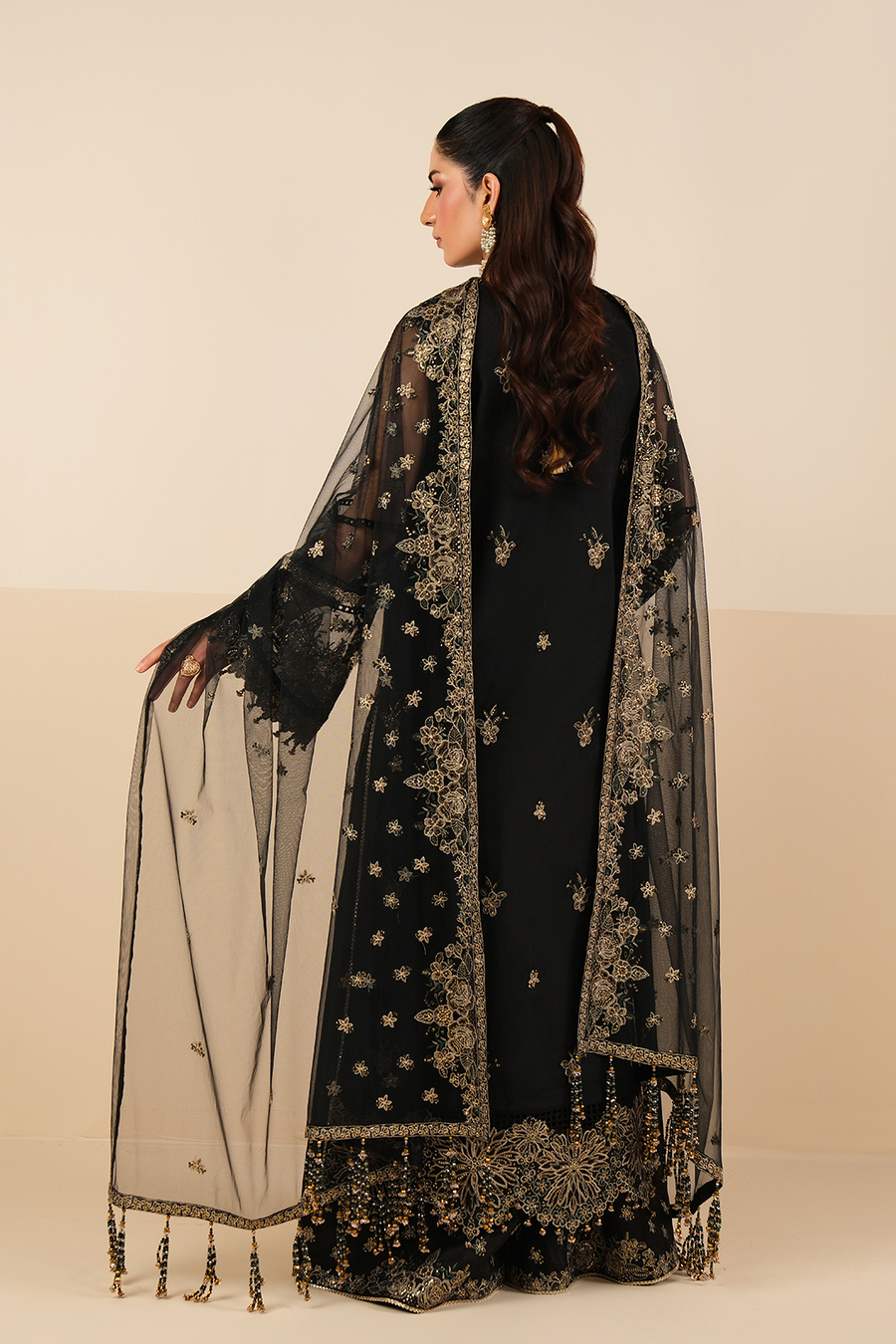 Midnight Elegance – Embroidered Black Net Formal 3-Piece Suit - Pehnaawaa