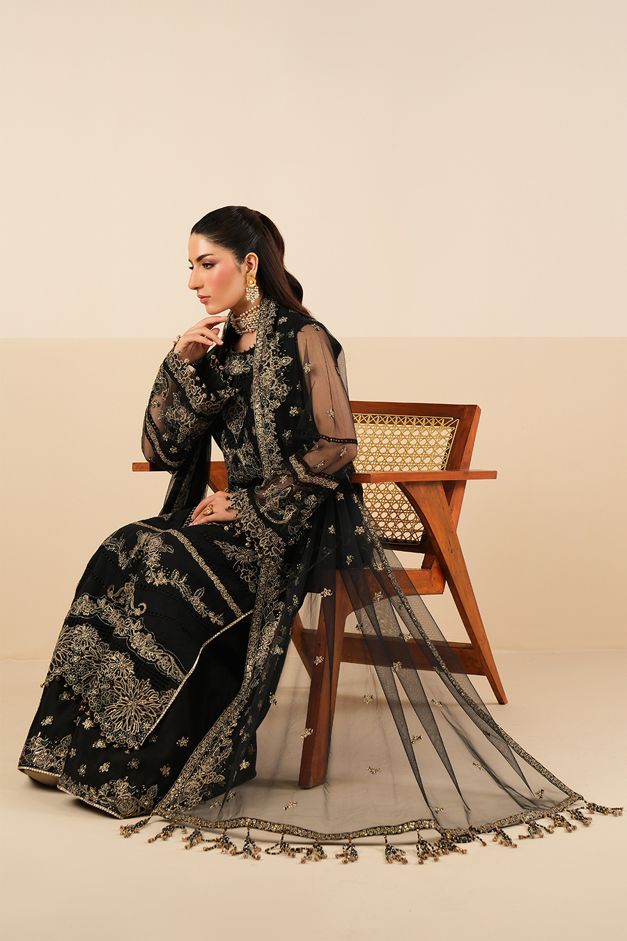 Midnight Elegance – Embroidered Black Net Formal 3-Piece Suit - Pehnaawaa