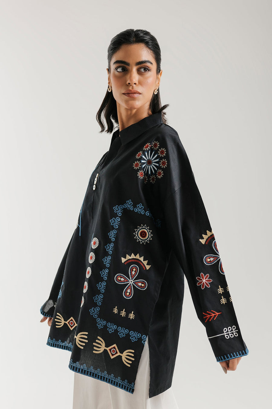 EMBROIDERED SHIRT (E7623/102/902) - Pehnaawaa