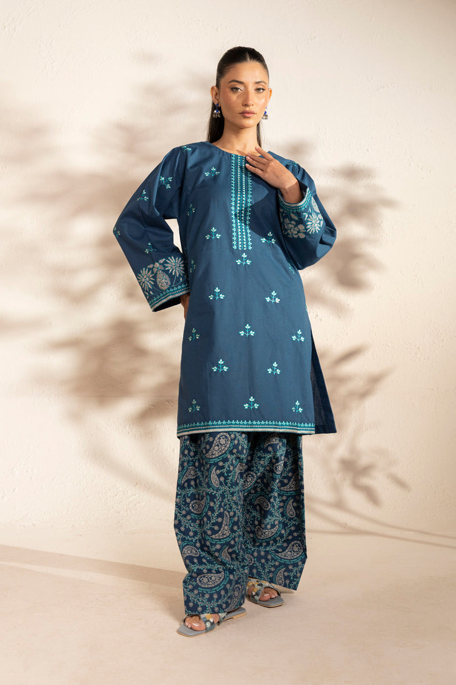 Slate Blue Lawn 2-Piece Salwar Kameez | Resham Embroidery