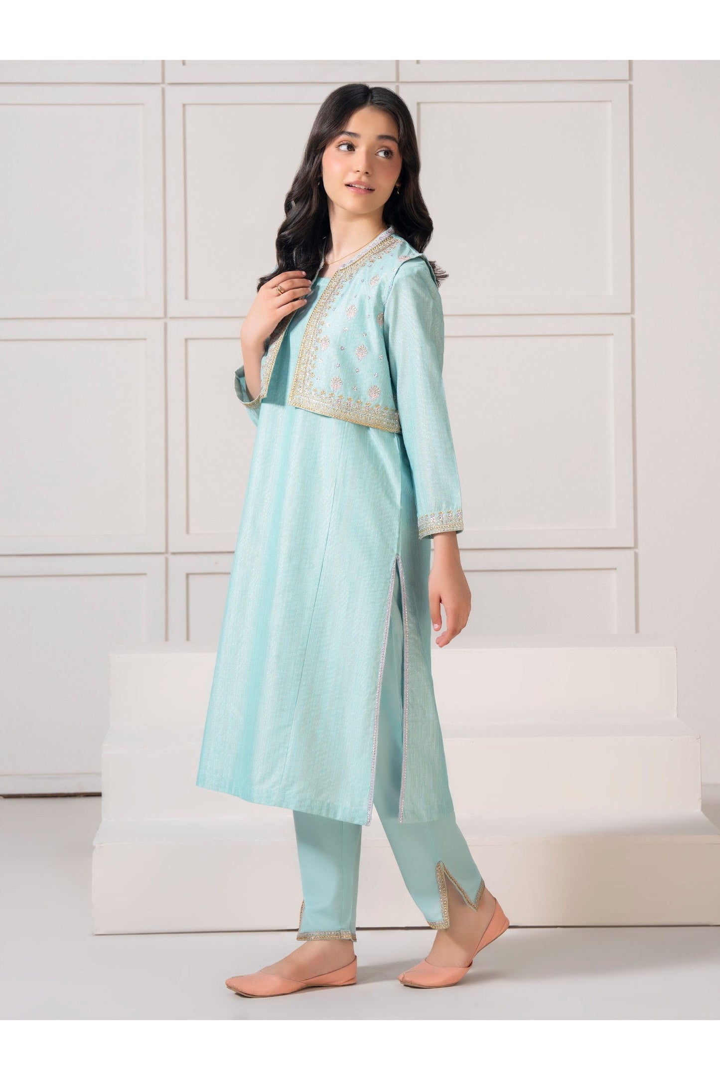 Girls' Embroidered 2-Piece Suit Set