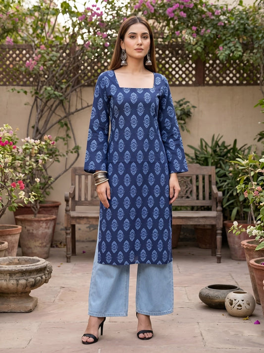 Printed Straight Kurta with Three Quarter Sleeves - Pehnaawaa