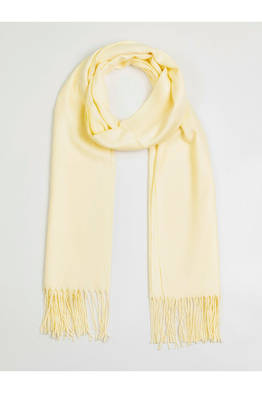 Cozy Dyed Wool Shawl For Luxurious Warmth And Everyday Comfort