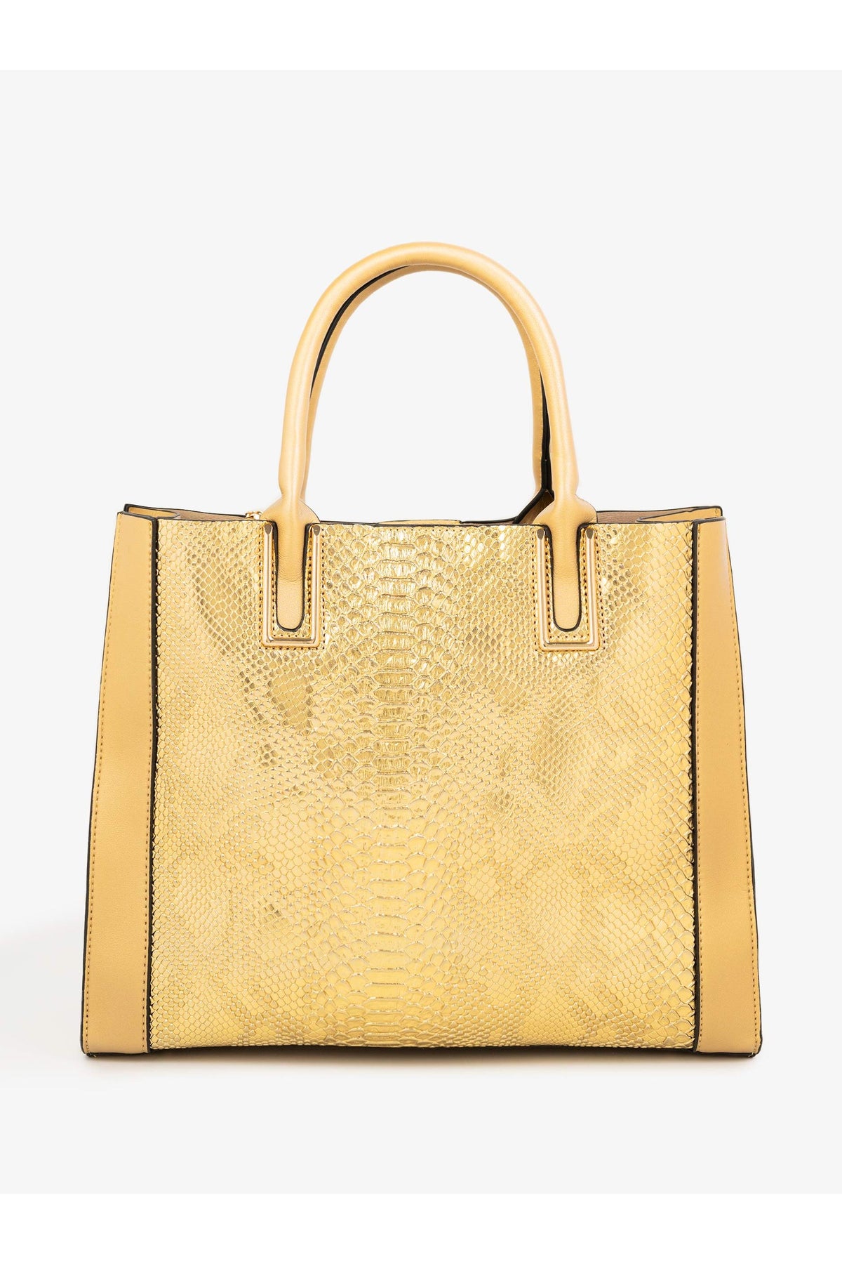 GlamWave: Textured Handbag for Effortless Style
