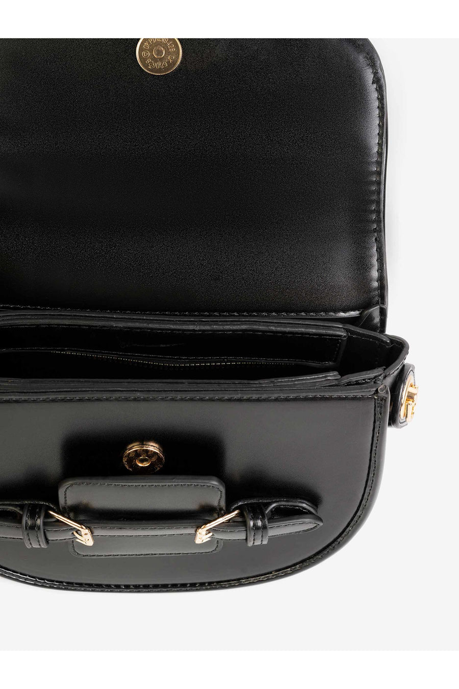 Elegant Saddle Handbag Elevating Every Occasion With Timeless Craftsmanship
