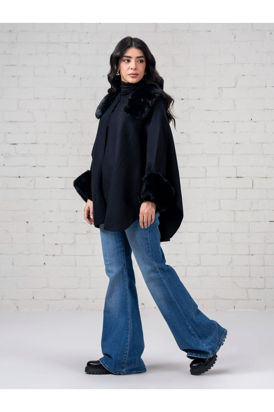 Midnight Wool Blend 2-Piece Cardigan | Fur-Trimmed Collar