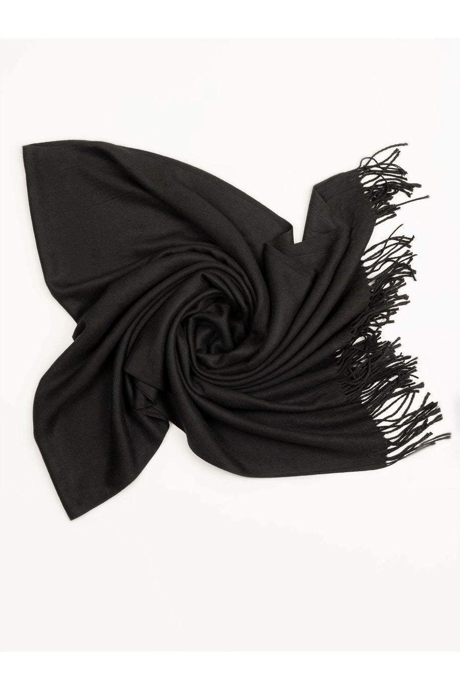 Cozy Dyed Woolen Shawl For Everyday Style And Warm Comfort