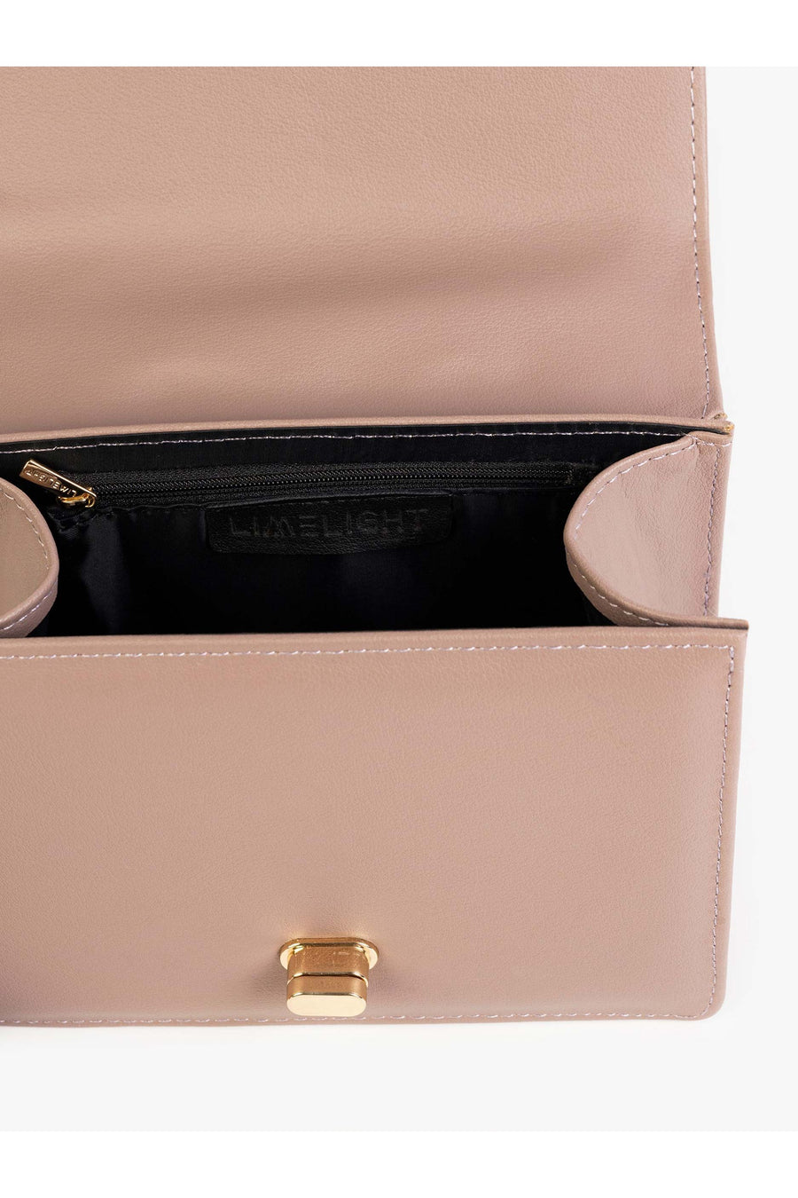 Elegant Quilted Handbag For Effortless Style In Everyday Chic