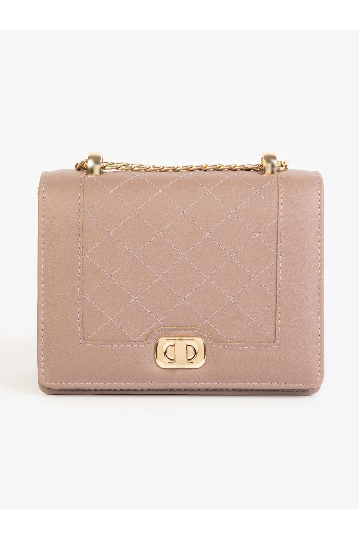 ChicQuilt: Effortless Elegance Handbag