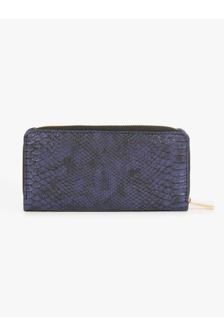 Elegant Textured Wallet for Everyday Style and Use