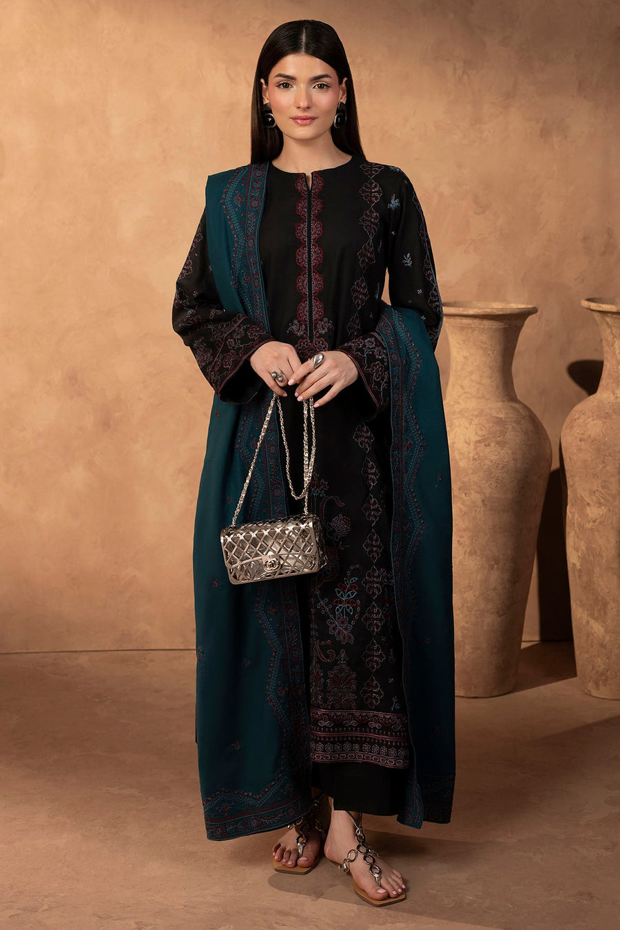 Sierra Embroidered Khaddar 3-Piece Winter Suit | 5680