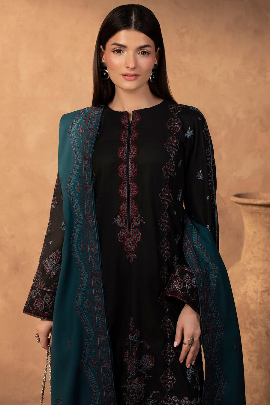 Sierra Embroidered Khaddar 3-Piece Winter Suit | 5680