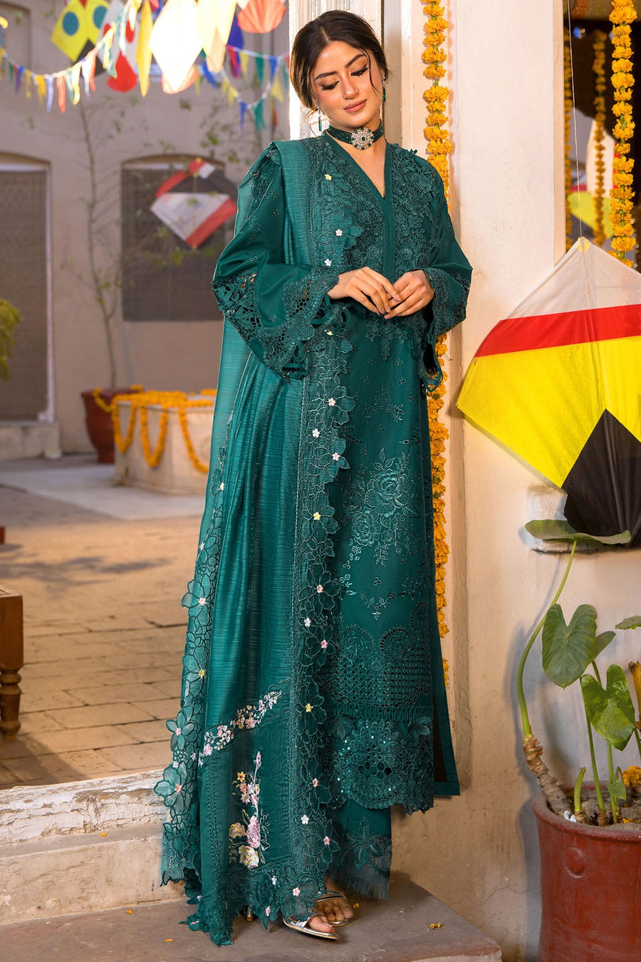 5926-HUES EMBROIDERED LAWN UNSTITCHED