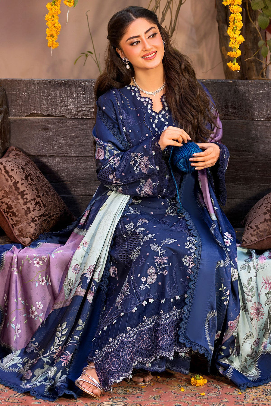5929-ZARIAKIWI EMBROIDERED LAWN UNSTITCHED