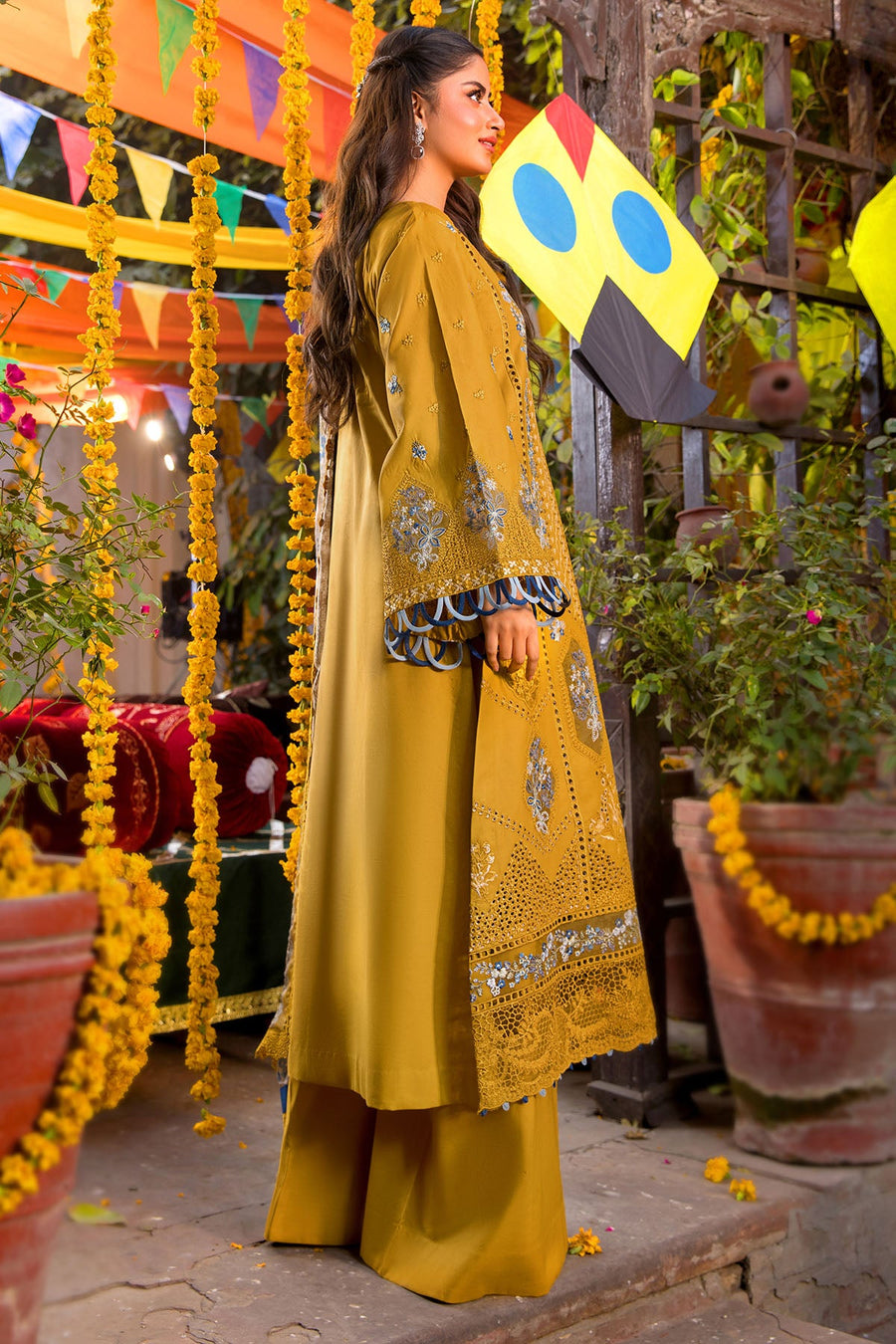 5937-ARABELLA EMBROIDERED LAWN UNSTITCHED