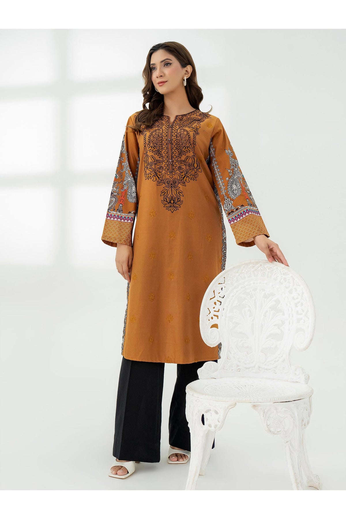 Embroidered Cotton Shirt for Everyday Style