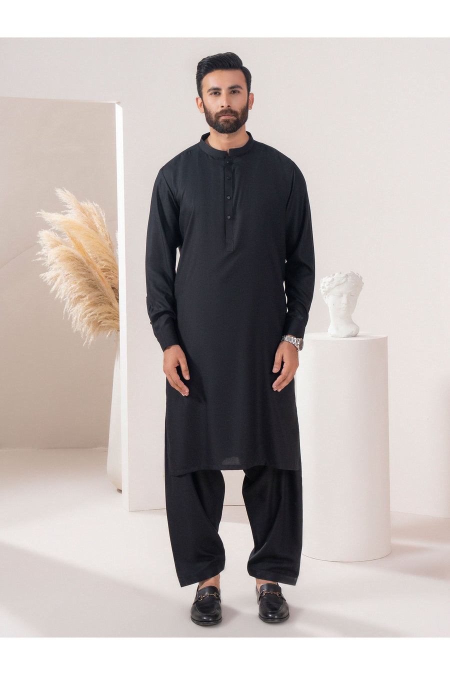 Men's Formal Crepe Suit With Elegant Timeless Style Two Piece