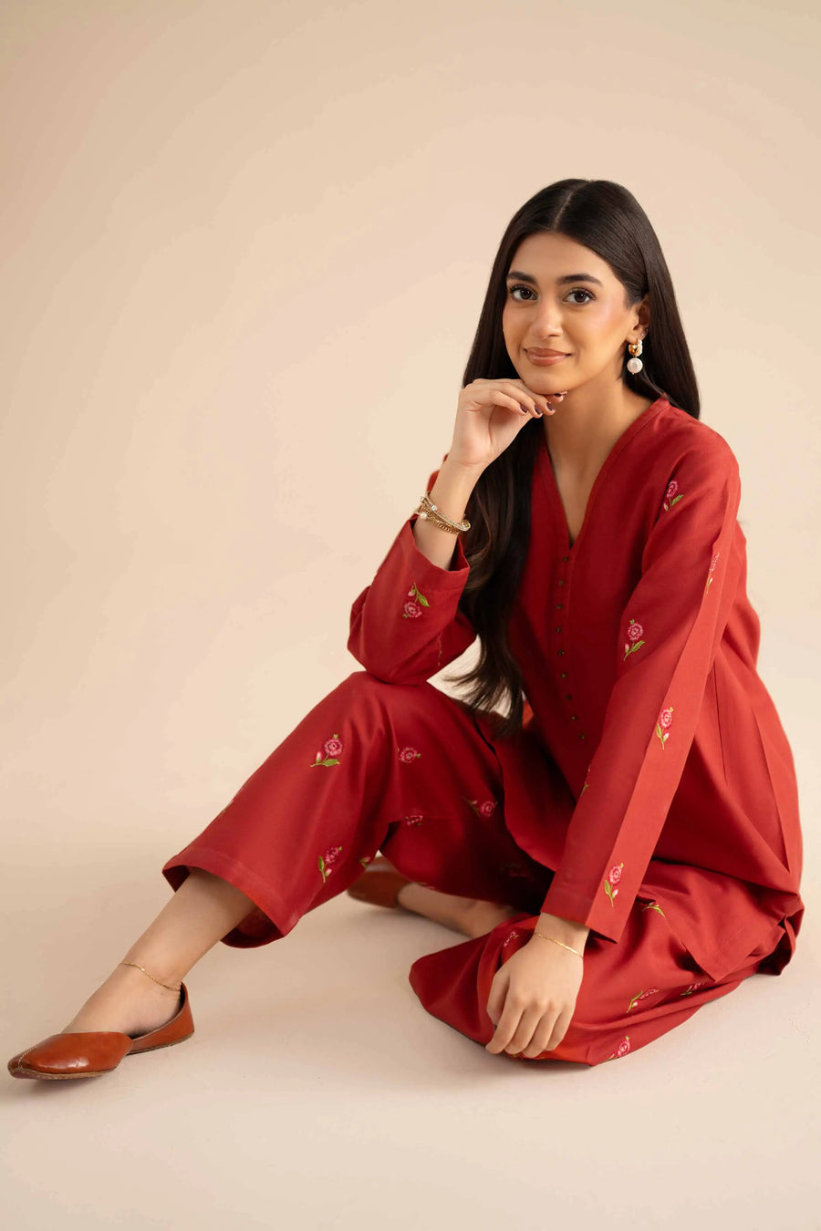 Chic Embroidered 2-Piece Suit Set for You