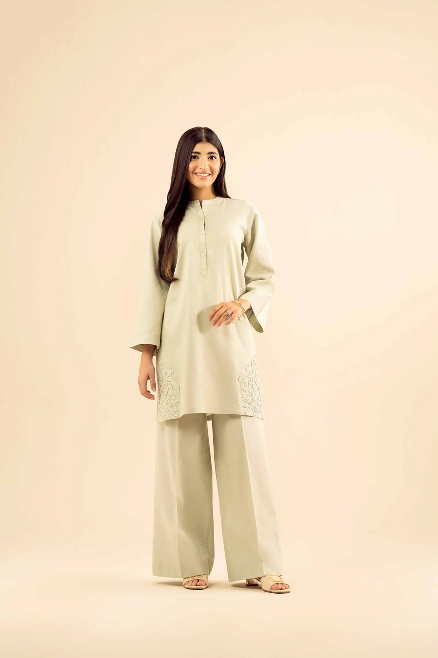 Chic 2-Piece Basic Suit for Effortless Everyday Style