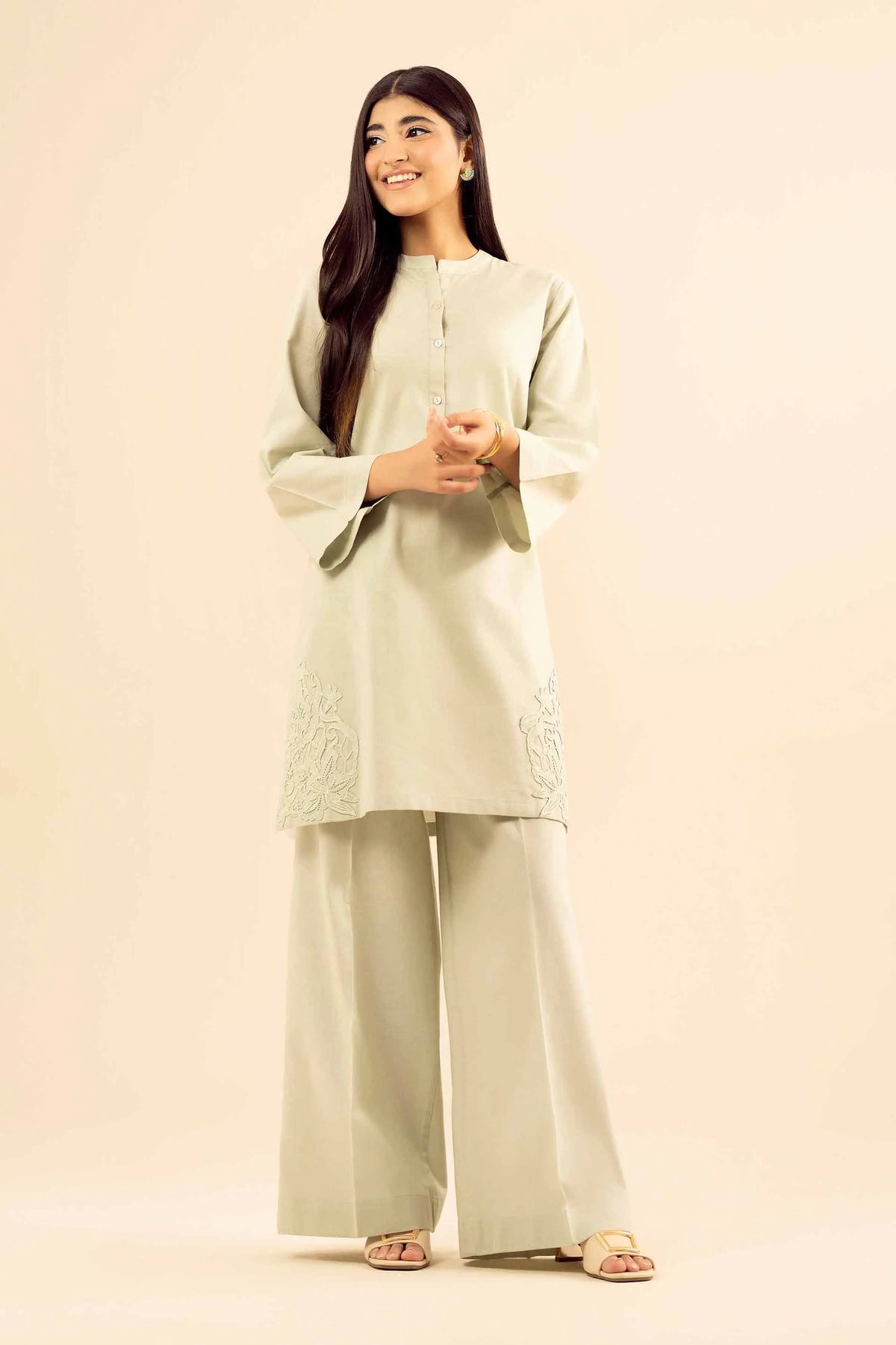 Chic 2-Piece Basic Suit for Effortless Everyday Style
