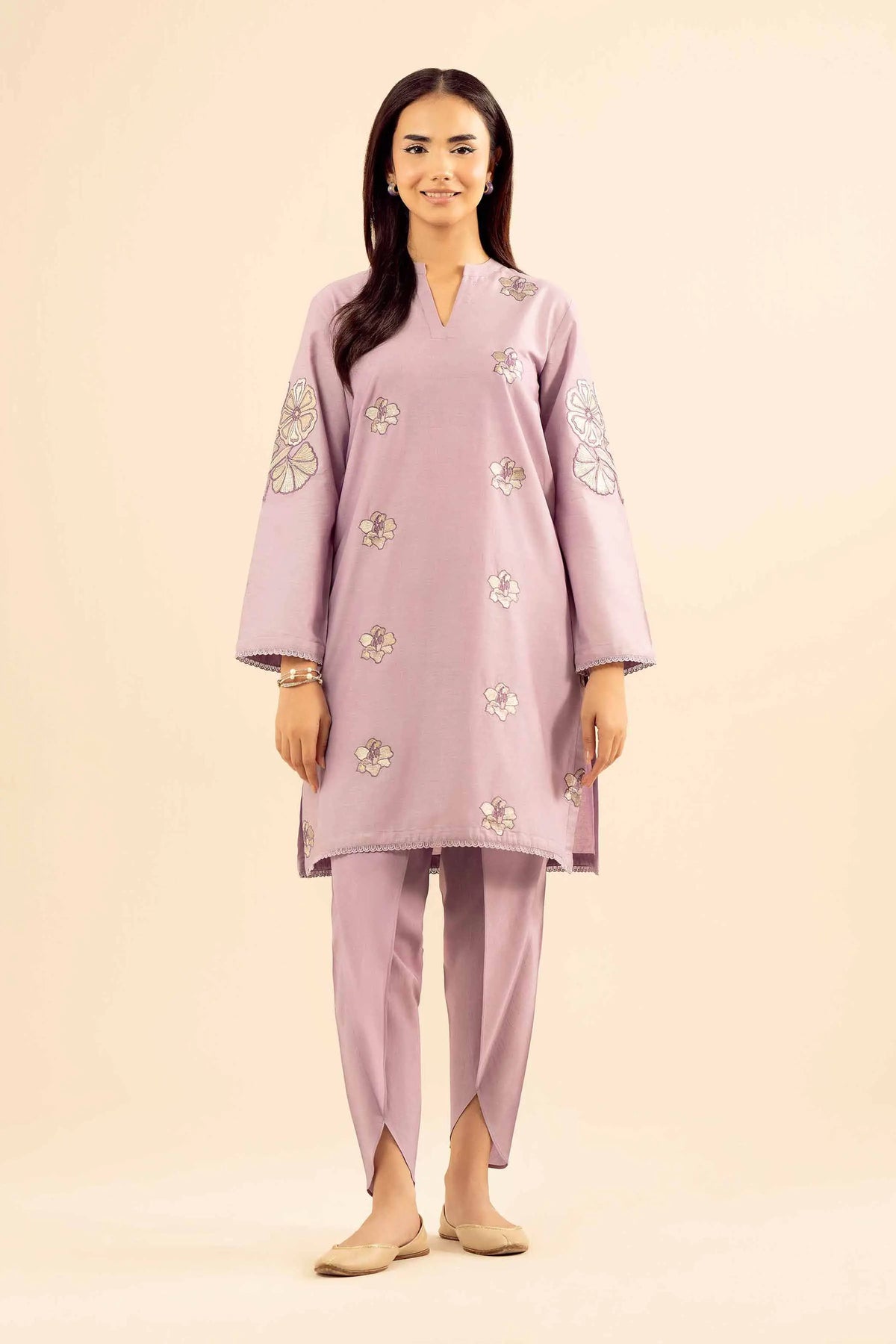 Stylish 2 Piece Embroidered Suit for Effortless Everyday Wear