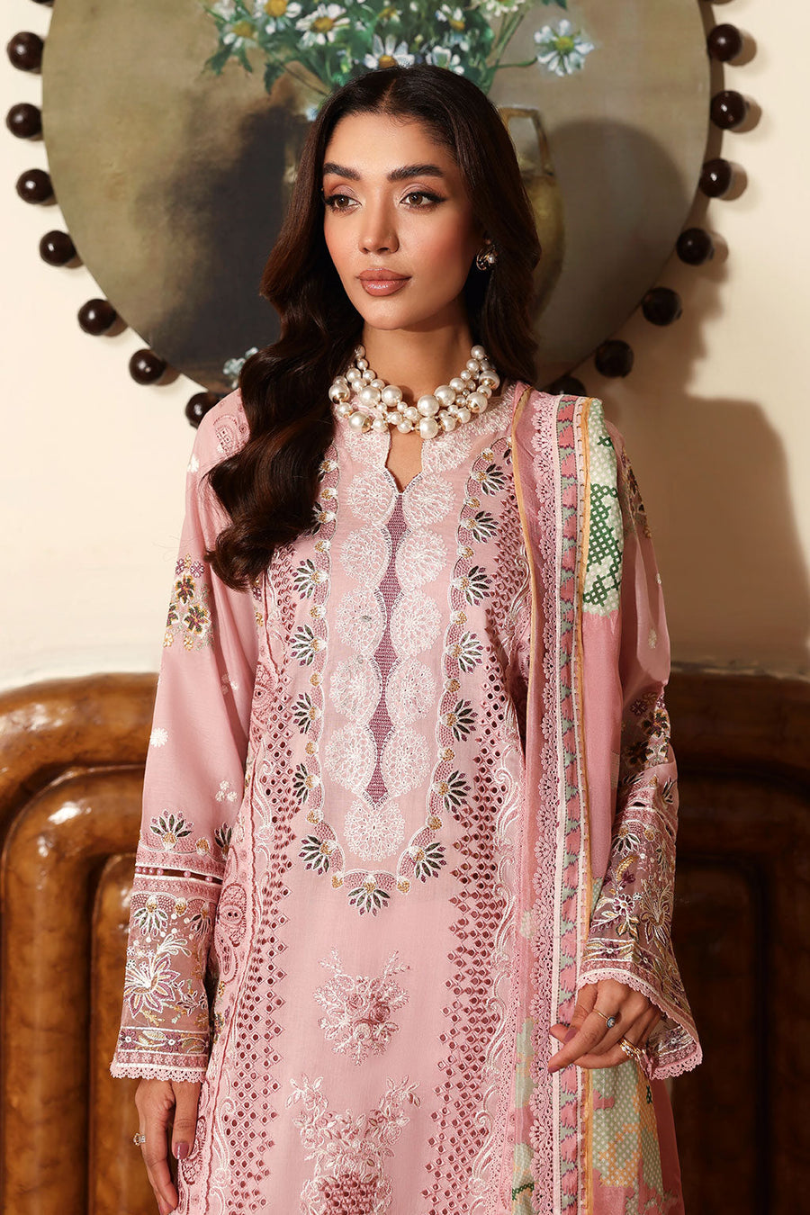 Blush Pearl Embroidered Lawn 3-Piece Suit with Digital Printed Silk Dupatt - Pehnaawaa