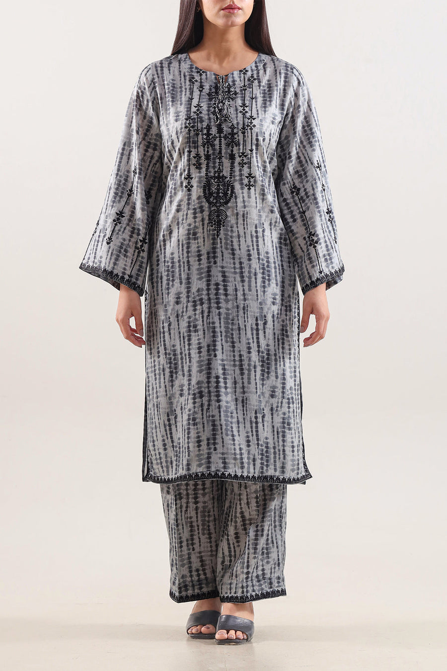 Printed Embroidered Arabic Lawn Stitched 2 Piece (Shirt/Trouser) - Pehnaawaa