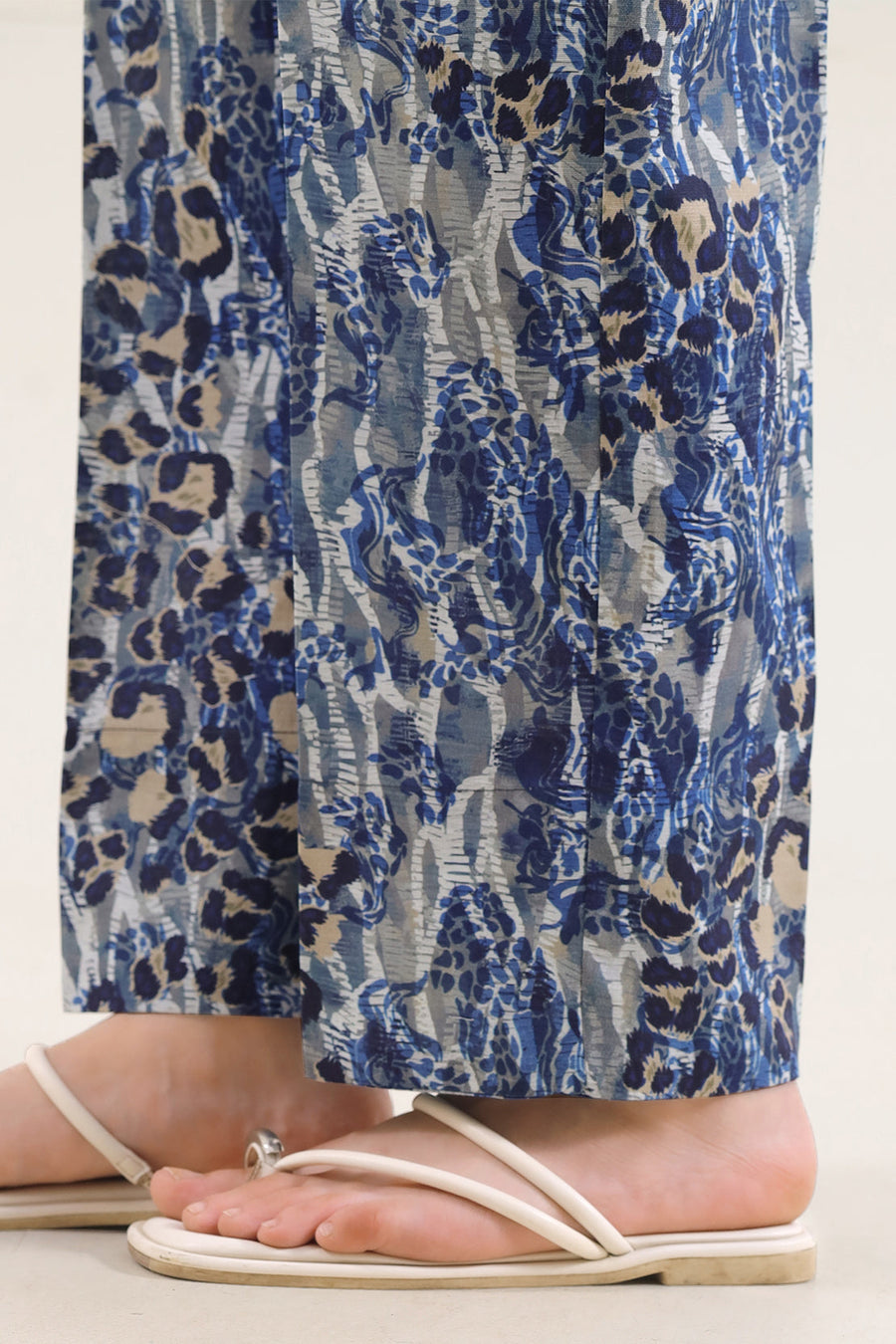Printed Khaddar Stitched 2 Piece (Shirt/Trouser) - Pehnaawaa