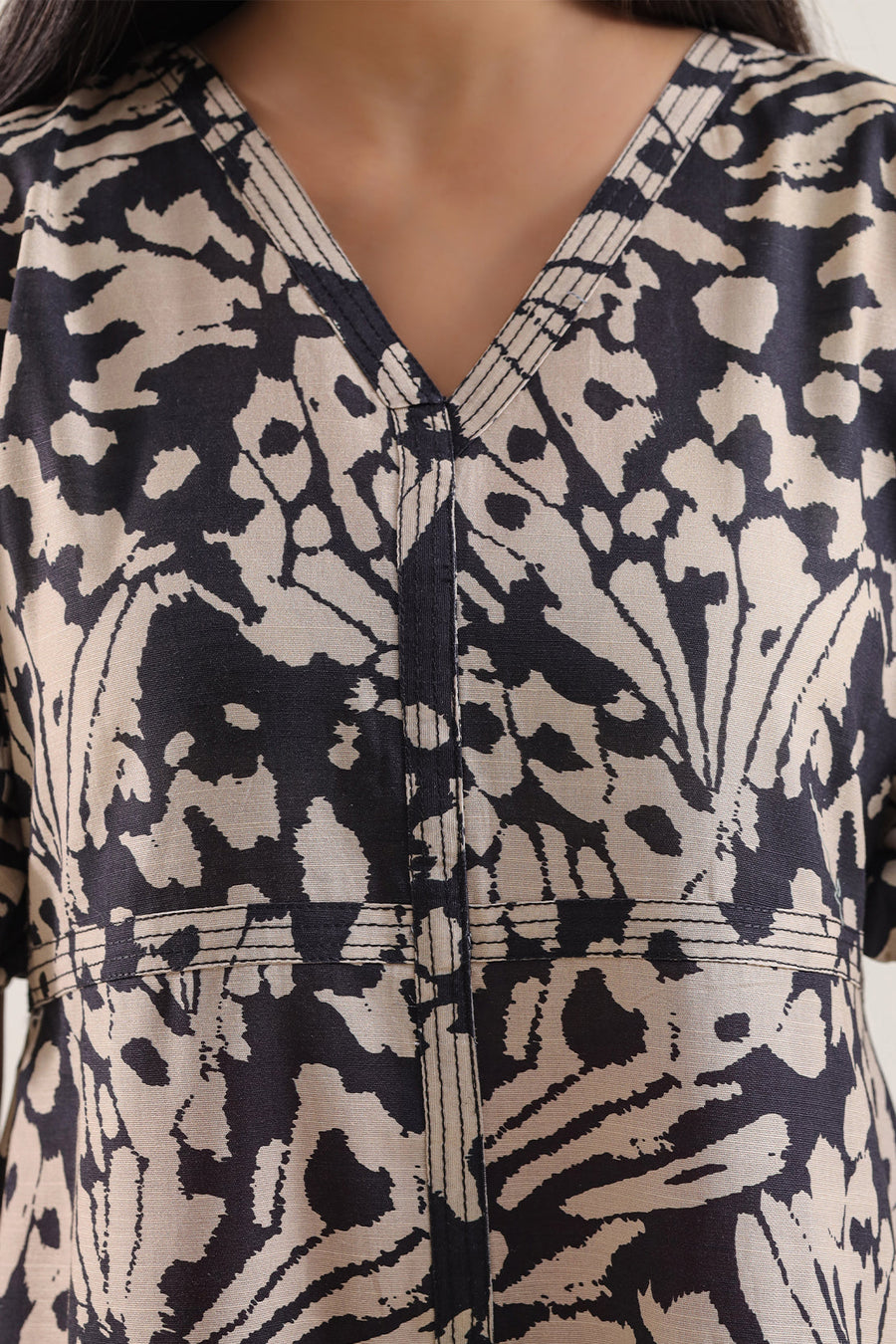 Printed Khaddar Stitched Dress - Pehnaawaa