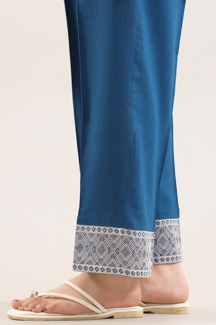 Solid Embroidered Khaddar Stitched 2 Piece (Shirt/Trouser) - Pehnaawaa