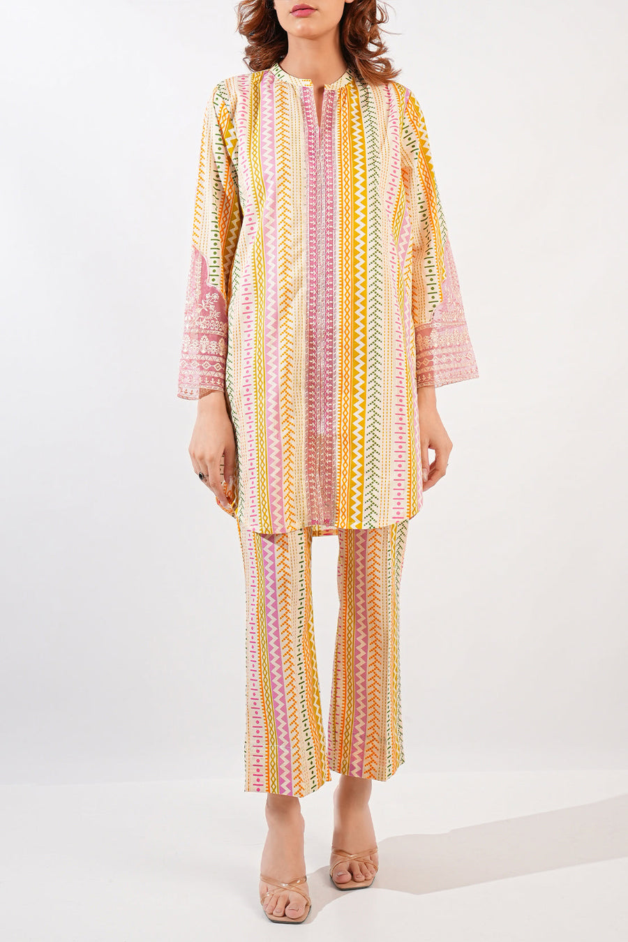 Printed Embroidered Lawn Stitched Shirt - Pehnaawaa