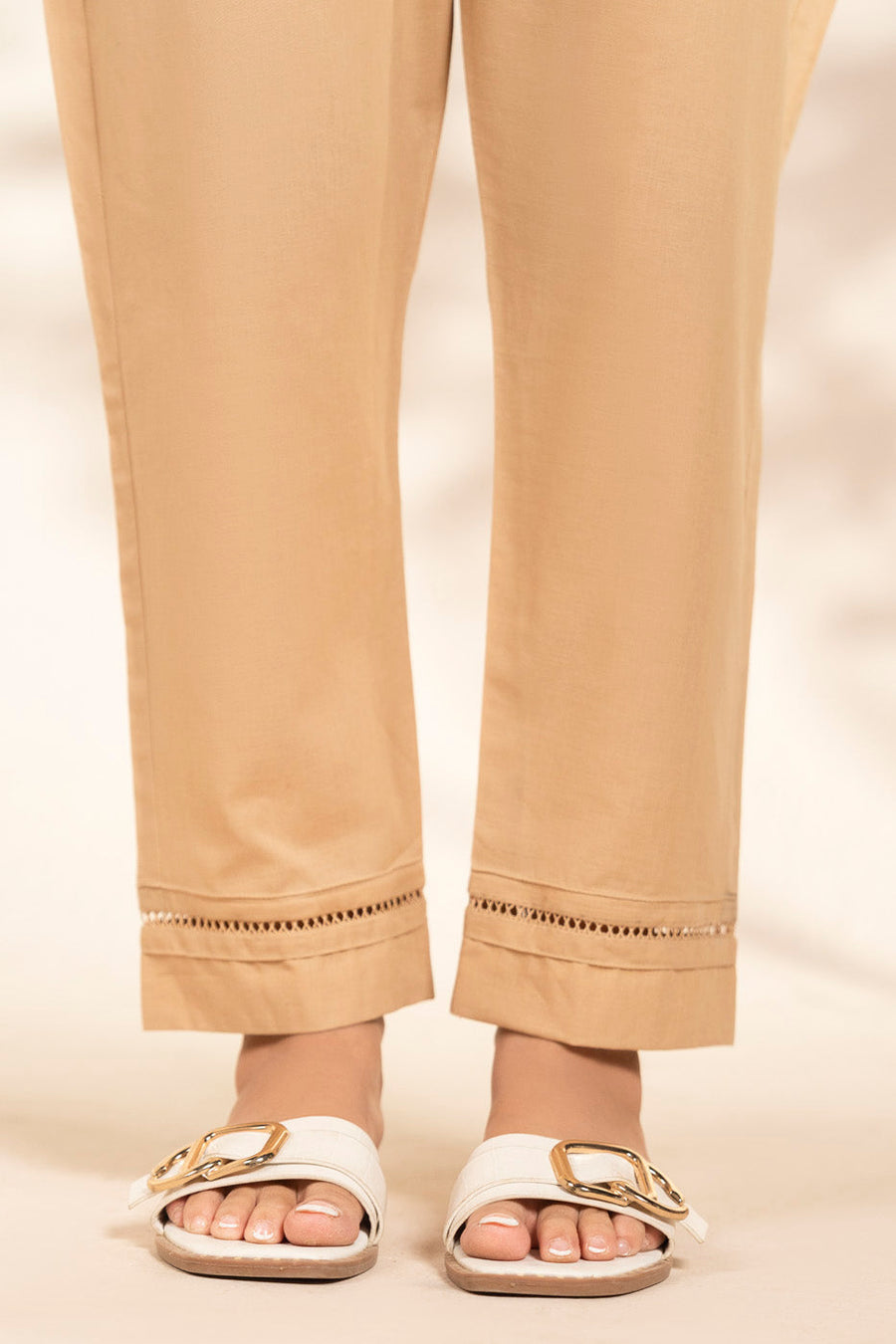 Elegant Cambric Solid Straight Pants - Pehnaawaa