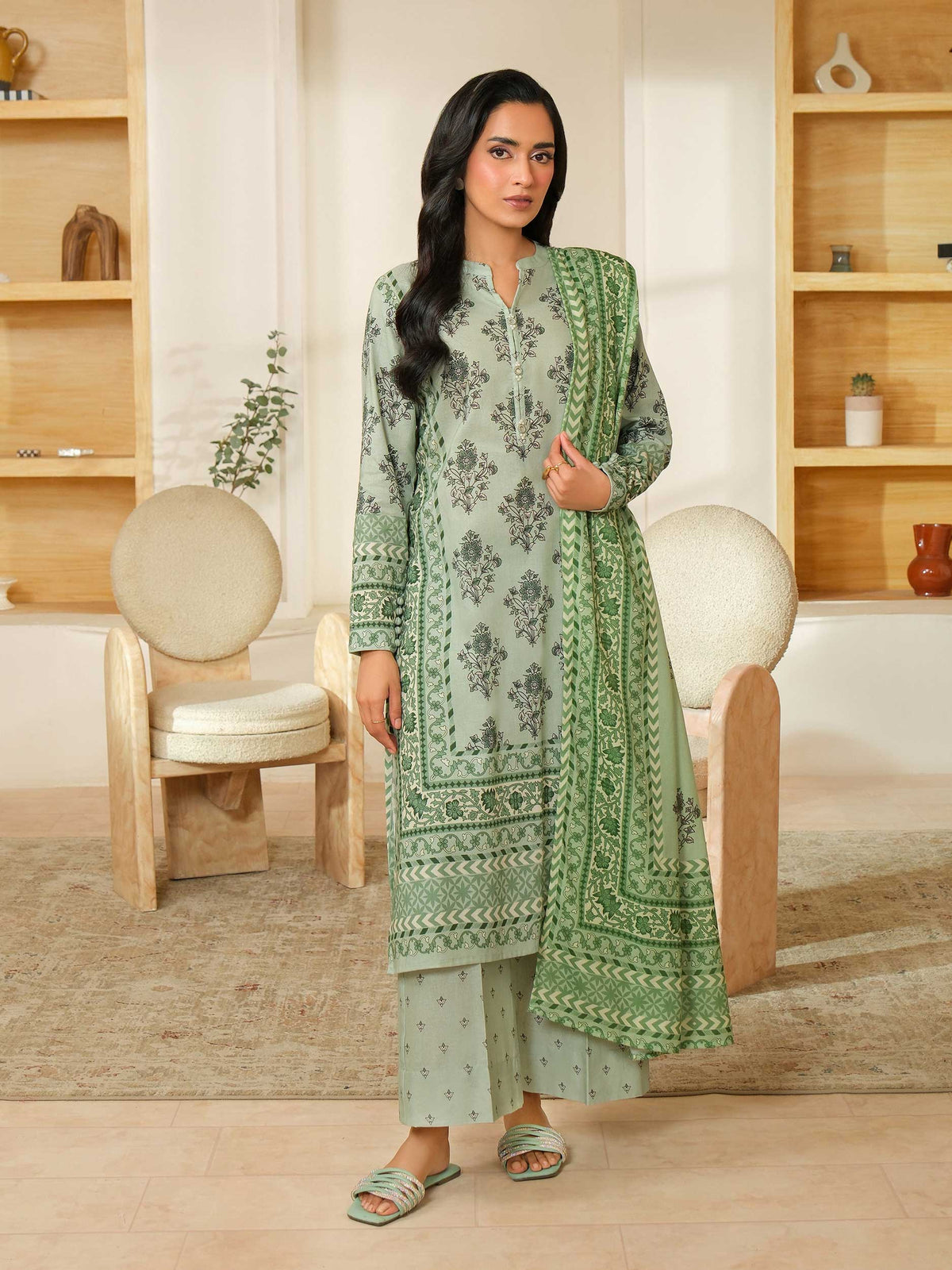 Sage Green Khaddar 3-Piece Salwar Suit | Floral Resham Embroidery