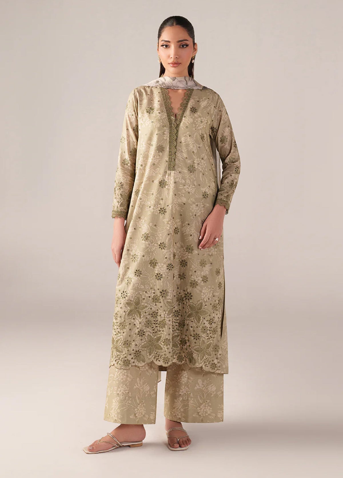Beige Lawn Three-Piece Set | 3-Piece Floral Embroidery 2171