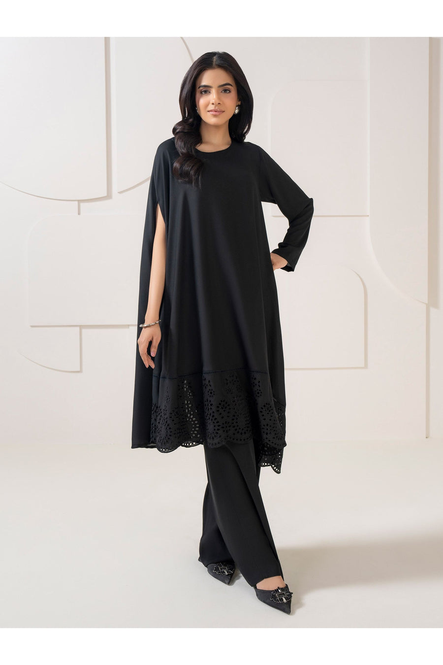 Summer Grip Shirt with Stylish Embroidery