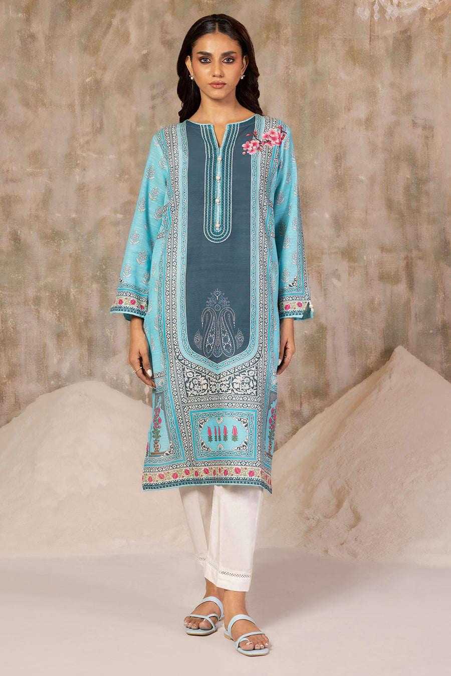 Khaddar Heritage Handwoven Embroidered Kurta