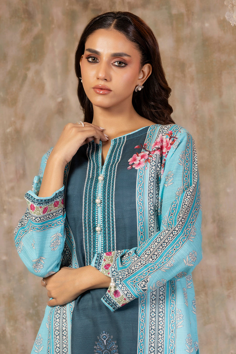 Khaddar Heritage Handwoven Embroidered Kurta
