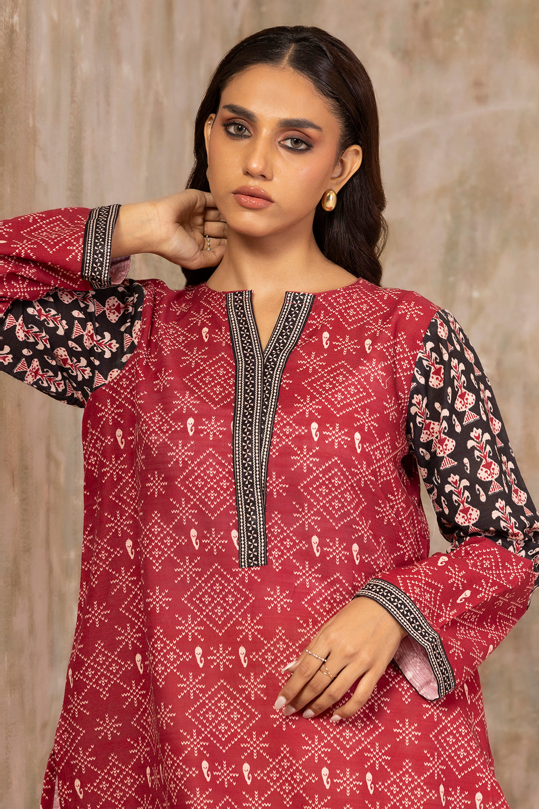 Burgundy Khaddar 2-Piece Kurta Set | Resham Embroidery