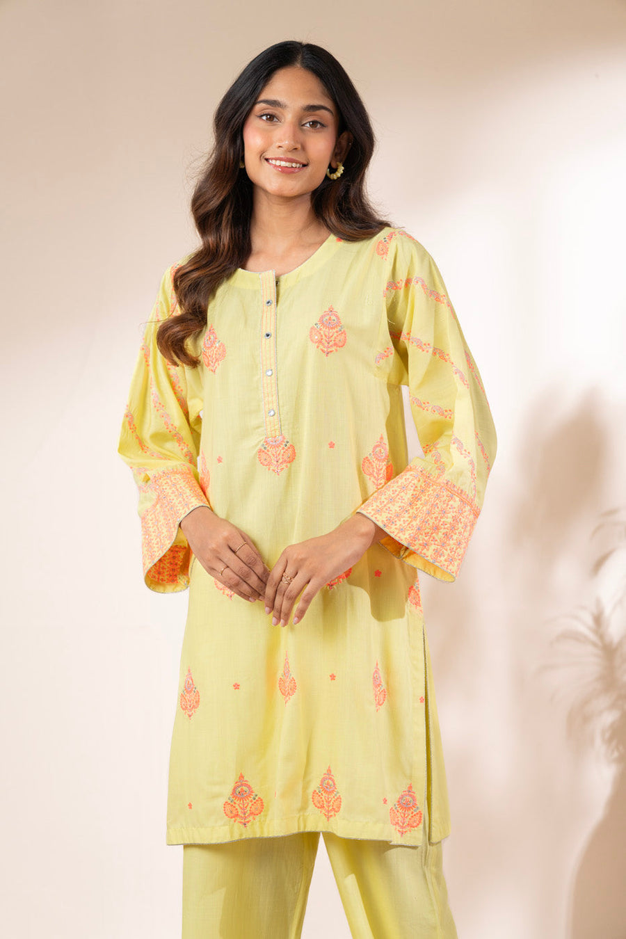 Buttercream Raw Silk 2-Piece Suit | Resham Embroidery